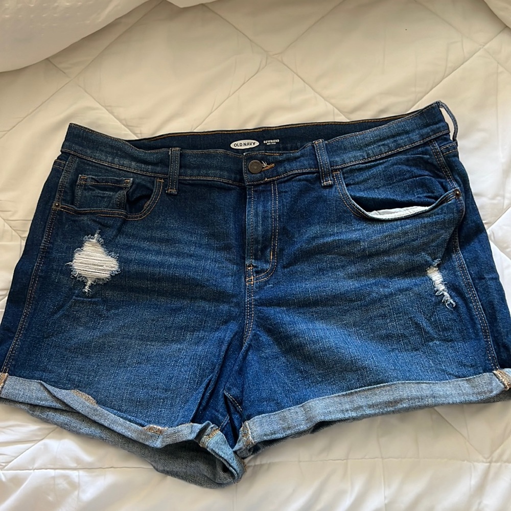 Mid Rise Old Navy Short